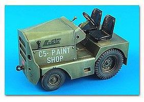 Aerobonus USAF/US Army United Tractor GC340/SM340 Tow Tractor Plastic Model Tractor Kit 1/32 #320032 Aerobonus USAF/US Army United Tractor GC340/SM340 Tow Tractor Plastic Model Tractor Kit 1/32 #320032