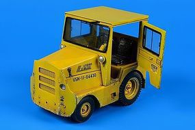 Aerobonus United Tractor GC340-4/SM340 Tow Tractor w/Cab Plastic Model Tractor Kit 1/32 Scale #320 Aerobonus United Tractor GC340-4/SM340 Tow Tractor w/Cab Plastic Model Tractor Kit 1/32 Scale #320