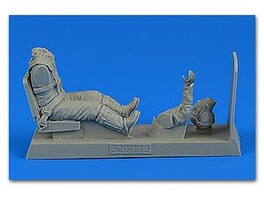 Aerobonus 1/32 German Me262A Luftwaffe Pilot w/Seat for TSM, RVL & HSG Aerobonus 1/32 German Me262A Luftwaffe Pilot w/Seat for TSM, RVL & HSG