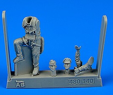 Aerobonus WWII USAF Fighter Pilot 8th Army European Battlefields Plastic Model Accessory 1/48 #480140