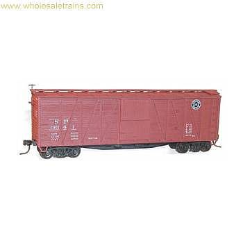 HO Scale Accurail 40' 6-Panel Wood Boxcar 'Southern Pacific' Item #72021 