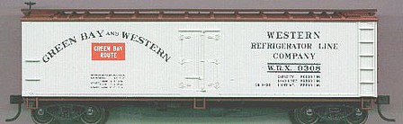 Accurail 40 Wood Reefer - Plastic Kit - Green Bay & Western HO Scale Model Train Freight Car #4805