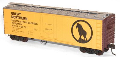 Accurail 40 Plug Door Steel Reefer Kit GN Western Fruit Express HO Scale Model Train Freight Car #8503