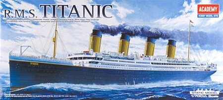 Revell 05210 RMS Titanic in scala 1/700