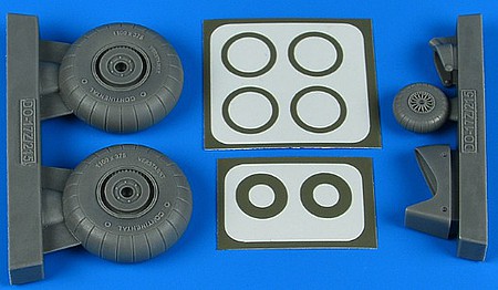 Aires DO 17Z/DO 215 Wheels & Paint Mask For ICM Plastic Model Aircraft Accessory 1/48 Scale #4831