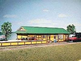 American-Models Southern Pacific Combination Type 23 Depot w/Dock Kit HO Scale Model Railroad Building #150 American-Models Southern Pacific Combination Type 23 Depot w/Dock Kit HO Scale Model Railroad Building #150
