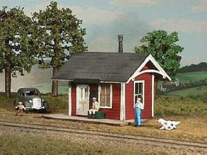 American-Models Branchline Station w/Platform Kit O Scale Model Railroad Building #490