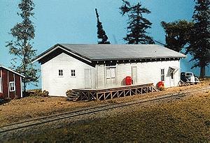 American-Models Freight House Kit HO Scale Model Railroad Building #701