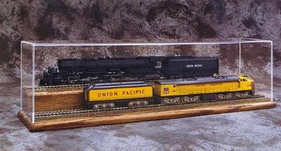 American-Plastics Two Tier, 24 w/Finished Oak Base HO Scale Model Train Display Case #h2024