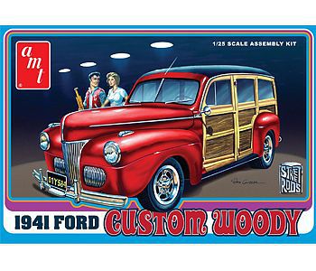 AMT 1941 Ford Woody Plastic Model Vehicle Kit 1/25 Scale #906-12