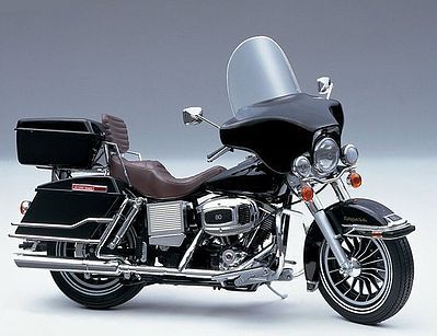 Aoshima FLH Electra Glide Plastic Model Motorcycle Kit 1/12 Scale #04807