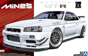 Aoshima 1/24 2002 Nissan BNR34 Skyline GT-R 2-Door Car Aoshima 1/24 2002 Nissan BNR34 Skyline GT-R 2-Door Car