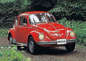 Aoshima 1/24 1973 VW Beetle Model 1303S Hardtop Car Aoshima 1/24 1973 VW Beetle Model 1303S Hardtop Car