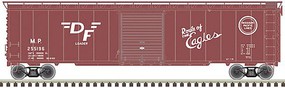 Atlas Postwar 50' Single-Door Boxcar Ready to Run Master(R) Missouri Pacific 255056 (Boxcar Red, white)