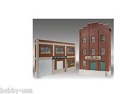 Atlas-O Black Rock Beverage Company O Scale Model Railroad Building #2717 Atlas-O Black Rock Beverage Company O Scale Model Railroad Building #2717