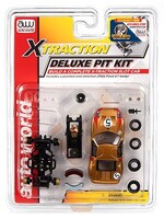 Auto-World X-Traction Deluxe Pit Kit w/GT40 #5 Body