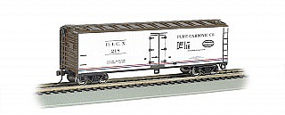 Bachmann 40 Wood Reefer Pure Carbonic Company HO Scale Model Train Freight Car #19855