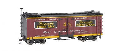 Bachmann Wood Reefer Riverside Milk Dairy (Billboard Scheme) O Scale Model Train Freight Car #27404