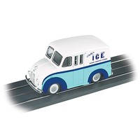 Bachmann Delivery Van Chilly's Ice E-Z street System O Scale Model Train Roadway Vehicle #42737