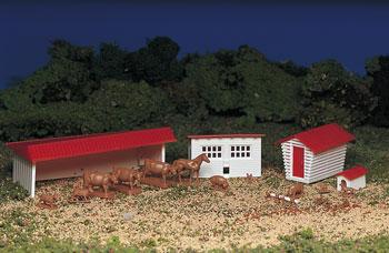 Bachmann Farm Buildings w/Animals Snap Kit HO Scale Model Railroad Building #45152