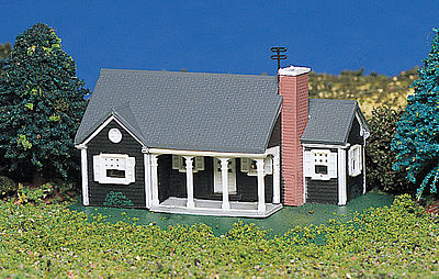 Bachmann New England Ranch House Built-Up N Scale Model Railroad Building #45814