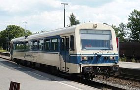 Berkina Class VT 02 NE 81 Triebwagen Railcar Regentalbahn HO Scale Model Train Locomotive #64301 Berkina Class VT 02 NE 81 Triebwagen Railcar Regentalbahn HO Scale Model Train Locomotive #64301