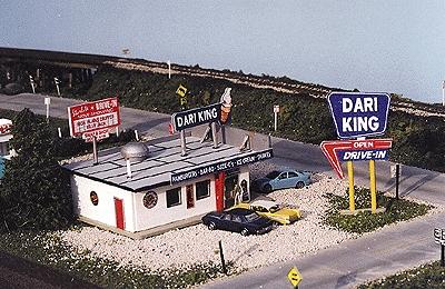 Blair-Line Dari-King Drive In Restaurant Kit N Scale Model Railroad Building #82