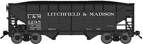 Bluford 2-Bay Offset-Side Hopper w/Load Ready to Run Litchfield & Madison (black) N-Scale Bluford 2-Bay Offset-Side Hopper w/Load Ready to Run Litchfield & Madison (black) N-Scale