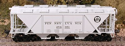 Bowser H30 Covered Hopper Pennsylvania Railroad HO Scale Model Train Freight Car #40945