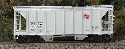 Bowser 70 ton 2-bay Covered Hopper Milwaukee Road 99252 HO Scale Model Train Freight Car #56735