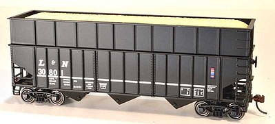 Bowser 70-Ton 14-Panel Wood Chip Hopper - Kit Louisville & Nashville 30801 (black, Small L&N)