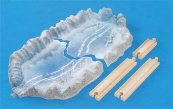 Brio polar express store ice danger playset