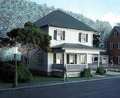 Branchline The Albion Catalog House Laser-Art Kit HO Scale Model Railroad Building #621 Branchline The Albion Catalog House Laser-Art Kit HO Scale Model Railroad Building #621