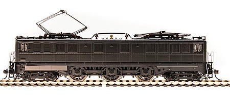 Broadway Class P5a Boxcab Painted Unlettered DCC HO Scale Model Train Electric Locomotive #5939
