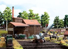 Busch Peat Works Building w/Ramp Kit HO Scale Model Railroad Building Accessory #1541 Busch Peat Works Building w/Ramp Kit HO Scale Model Railroad Building Accessory #1541