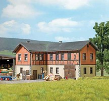 Vogtland Half-Timber Farmhouse Laser-Cut Kit - 7-3/16 x 5 x 3-3/4'' 18.2 x 12.7 x 9.6cm