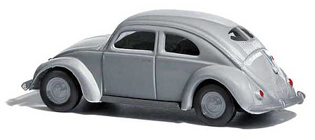 Busch 1946 Volkwagen Beetle with Oval Back Window - Assembled German Army (gray)