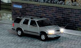 Busch Chevrolet Blazer SUV w/Working Headlights & Taillights HO Scale Model Railroad Vehicle #5658 Busch Chevrolet Blazer SUV w/Working Headlights & Taillights HO Scale Model Railroad Vehicle #5658