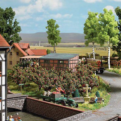 Busch Apple Orchard & Harvest Model Railroad Tree #6620