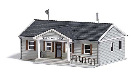 Busch Police Station Laser-Cut Wood Kit - 5-9/16 x 4-13/16  14.2 x 12.3 x 7.7cm