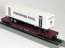 Con-Cor 54' Flatcar with Trailer ATSF HO Scale Model Train Freight Car #9422 Con-Cor 54' Flatcar with Trailer ATSF HO Scale Model Train Freight Car #9422