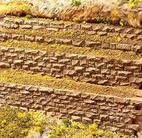 Chooch Cut Stone Row Wall Medium for HO and O Scales Model Railroad Scenery Structure #8313 Chooch Cut Stone Row Wall Medium for HO and O Scales Model Railroad Scenery Structure #8313