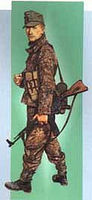 DML German Unterfeldwedel Soldier Plastic Model Military Figure Kit 1/16 Scale #1624