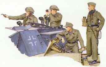 DML German Sturmartillerie Crew 1940-45 Plastic Model Military Figure Kit 1/35 Scale #6029