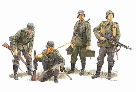 DML German Regiment France 1940 (4) Plastic Model Military Figure Kit 1/35 Scale #6281