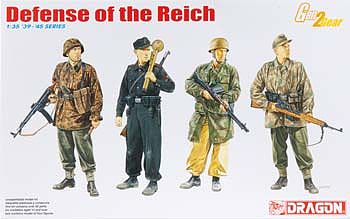 DML Defense Of The Reich w/Gen 2 Gear Plastic Model Military Figure 1/35 Scale #6694