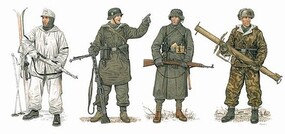 German Winter Combatants 1943-45 Plastic Model Military Figure 1/35 Scale #6705