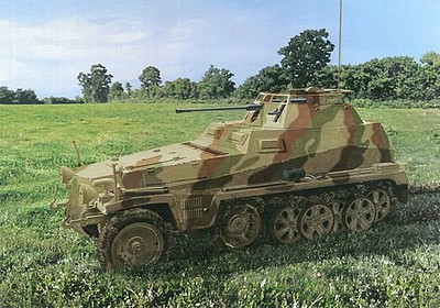 DML SdKfz 250/9 Ausf A Halftrack with 2cm le.S.P.W. Gun Plastic Model Kit 1/35 Scale #6882