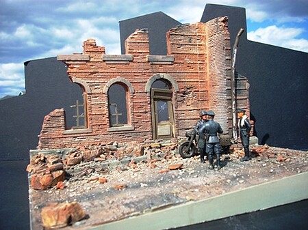 Italeri House Corner Plastic Model Military Diorama 1/35 Scale #556413