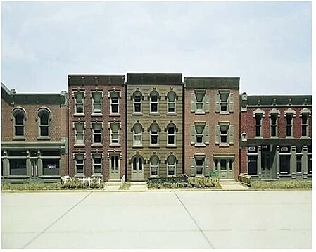 Design-Preservation Townhouse Flats/3 Fronts Kit HO Scale Model Railroad  Building #woo11400